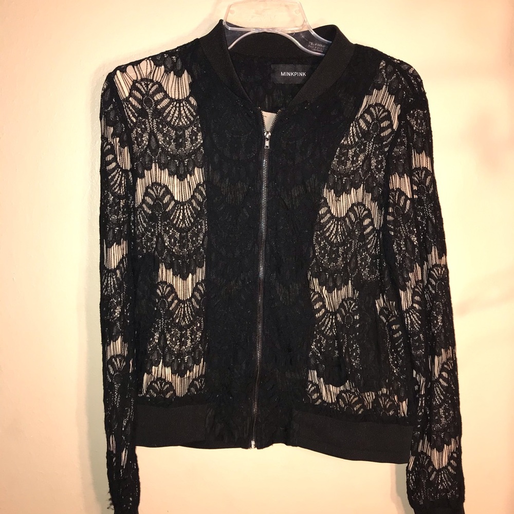 Mini pink lace top size medium black